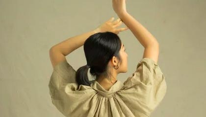 kaiyun体育综合-男子篮球季后赛战况激烈，冠军悬念持续升温，男篮季后赛2021